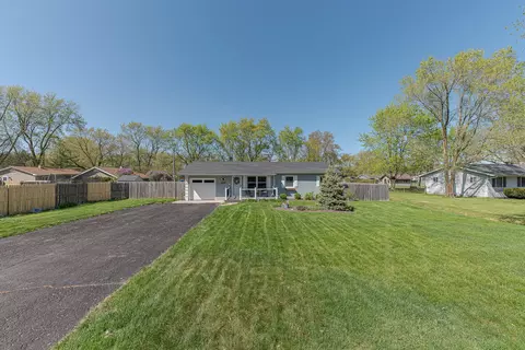 347 Hillside Rd, New Lenox, IL 60451
