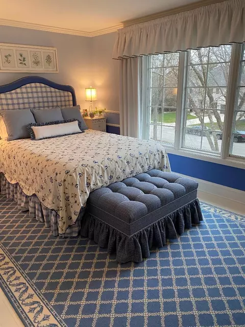 Bedroom - 2052 Stonebridge Ct, Wheaton, IL 60189 photo 6 of 7