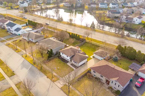 Exterior - 2113 Mystic Dr, Plainfield, IL 60585 photo 10 of 11