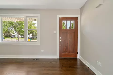 Entry Way - 2113 Mystic Dr, Plainfield, IL 60585 photo 1 of 4