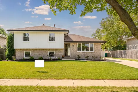 Exterior - 2113 Mystic Dr, Plainfield, IL 60585 photo 3 of 11