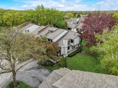 105 Ginger Ct, Rolling Meadows, IL 60008 photo 31