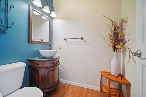 Bath - 607 Ironwood Cc Dr, Normal, IL 61761 photo 3 of 4