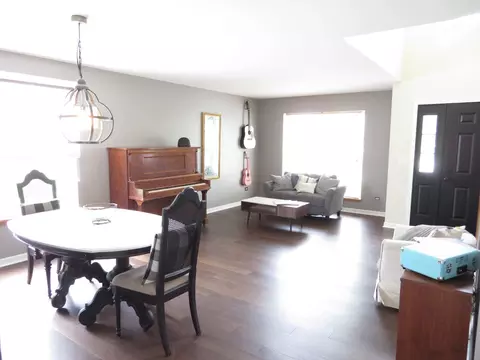Dining - 2014 Heatherstone Ct, Plainfield, IL 60586 photo 1 of 4