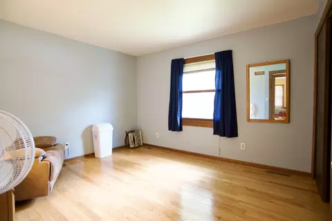917 S Broadway St, Mchenry, IL 60050 photo 12