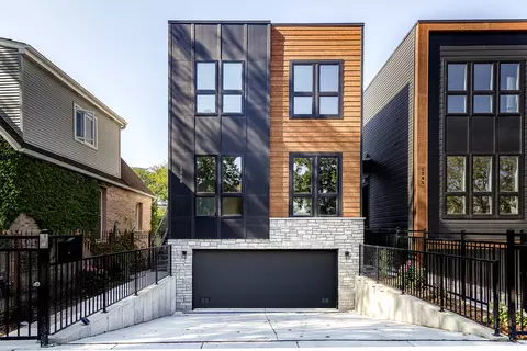 1338 N Central Park Ave, Chicago, IL 60651