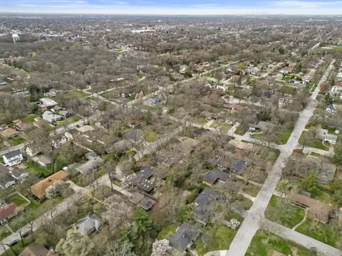 View/Area - 8617 Beech Ave, Munster, IN 46321 photo 3 of 4