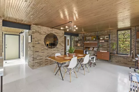 Dining - 8617 Beech Ave, Munster, IN 46321 photo 4 of 5