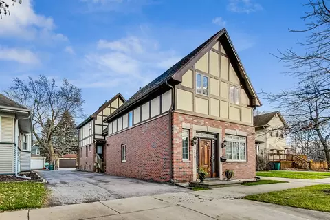 710 N Marion St N, Oak Park, IL 60302