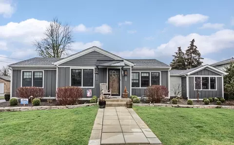 7800 Drew Ave, Burr Ridge, IL 60527