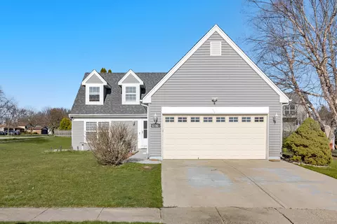 Exterior - 1070 Division St, Geneva, IL 60134 photo 2 of 6