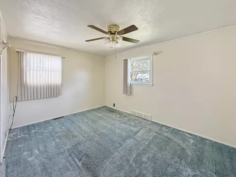 Other - 994 Monroe Dr, Freeport, IL 61032 photo 2 of 6