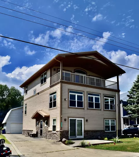 5328 S County Road 210, Knox, IN 46534