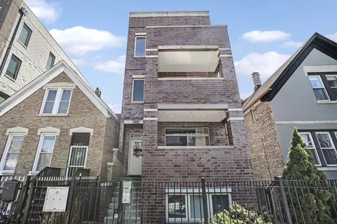 2435 W Augusta Blvd #3, Chicago, IL 60622