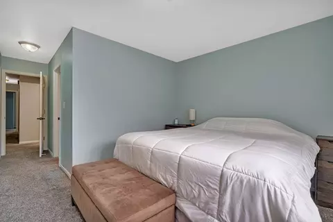 Bedroom - 2685 E Border St, Diamond, IL 60416 photo 2 of 5