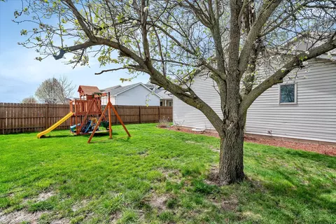Exterior - 2685 E Border St, Diamond, IL 60416 photo 6 of 6
