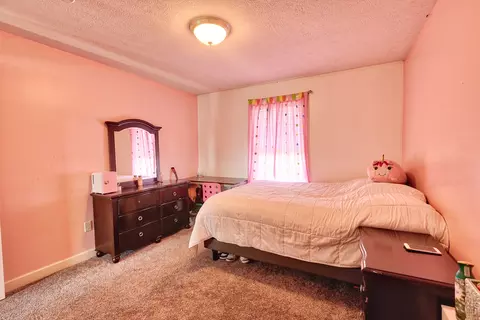 Bedroom - 2608 Fieldstone Ct, Normal, IL 61761 photo 3 of 9