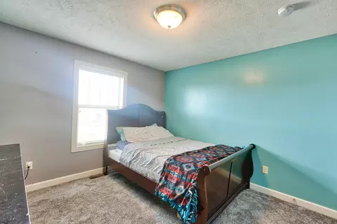 Bedroom - 2608 Fieldstone Ct, Normal, IL 61761 photo 5 of 9