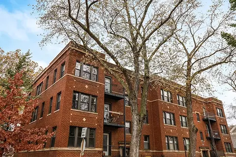 1724 W Grace St #3E, Chicago, IL 60613