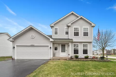 2704 Bluewater Cir N, Naperville, IL 60564