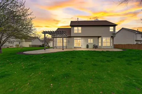 Exterior - 333 Millstream Ln, Oswego, IL 60543 photo 2 of 4