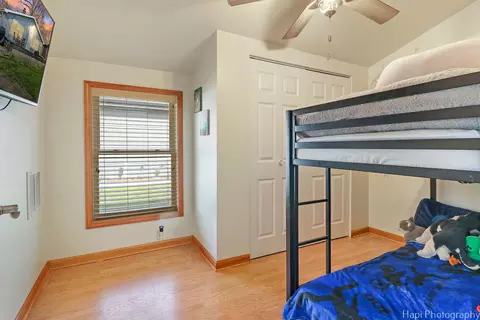 Bedroom - 2622 S Riverside Dr, Mchenry, IL 60050 photo 2 of 4