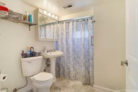 Bath - 2622 S Riverside Dr, Mchenry, IL 60050 photo 1 of 1