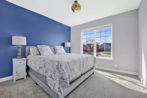 Bedroom - 746 Eagle Ct, Addison, IL 60101 photo 1 of 10