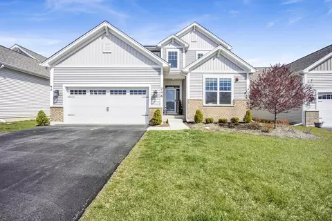 746 Eagle Ct, Addison, IL 60101