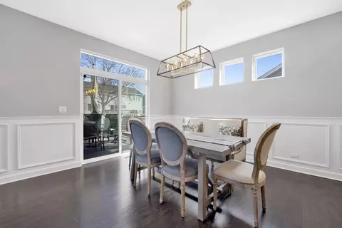 Dining - 746 Eagle Ct, Addison, IL 60101 photo 2 of 2