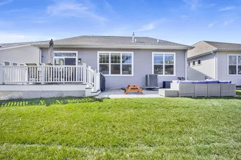 Exterior - 746 Eagle Ct, Addison, IL 60101 photo 5 of 6