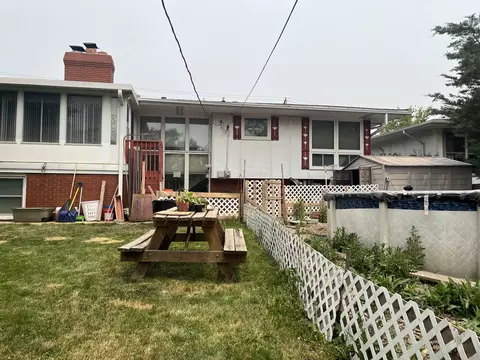 Exterior - 5565 155th St, Oak Forest, IL 60452 photo 2 of 2