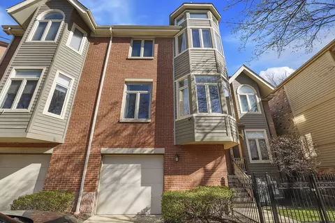 1238 W Fletcher St #B, Chicago, IL 60657