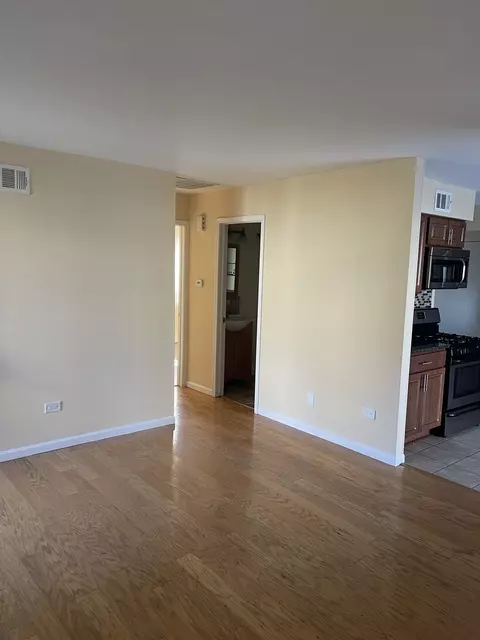 Other - 652 Hale Ct, Wheeling, IL 60090 photo 2 of 7