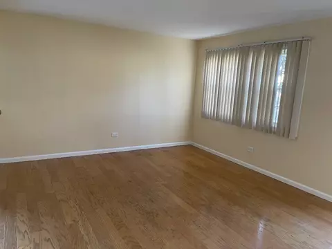 Other - 652 Hale Ct, Wheeling, IL 60090 photo 5 of 7