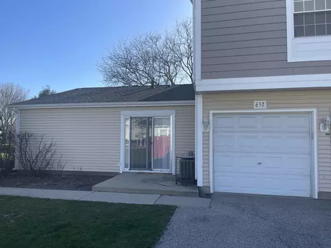 Exterior - 652 Hale Ct, Wheeling, IL 60090 photo 1 of 4