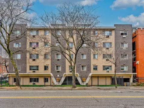 1060 W Hollywood Ave #410, Chicago, IL 60660