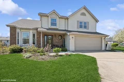 6 Fern Ct, Lake Zurich, IL 60047