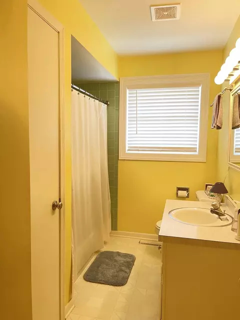 2040 W Budd Blvd, Kankakee, IL 60901 photo 20