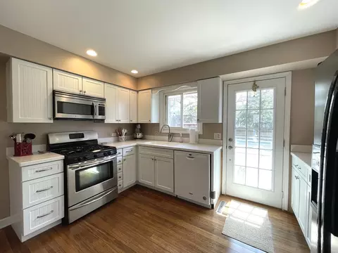 2040 W Budd Blvd, Kankakee, IL 60901 photo 2