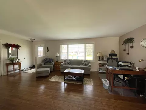 2040 W Budd Blvd, Kankakee, IL 60901 photo 5