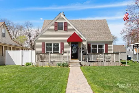 Exterior - 573 S Curtis Ave, Kankakee, IL 60901 photo 3 of 8