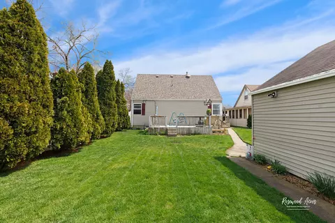 Exterior - 573 S Curtis Ave, Kankakee, IL 60901 photo 8 of 8