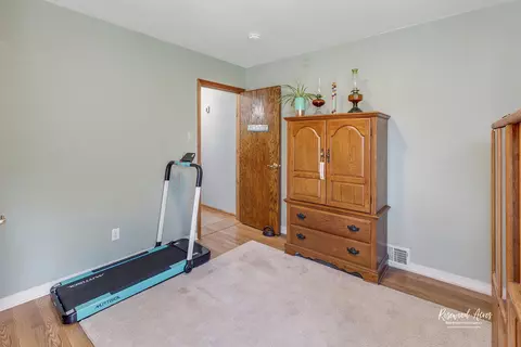 Bedroom - 573 S Curtis Ave, Kankakee, IL 60901 photo 3 of 5