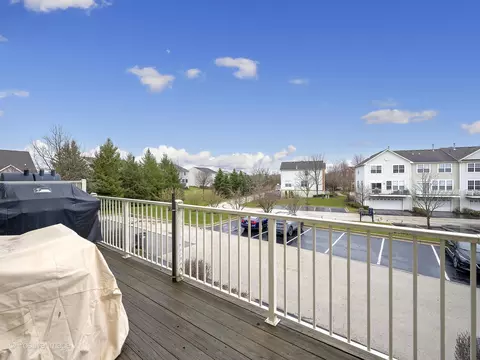 Exterior - 216 Cassidy Ln, Elgin, IL 60124 photo 2 of 4