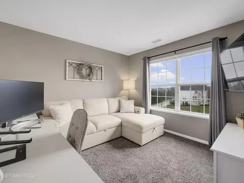 Bedroom - 216 Cassidy Ln, Elgin, IL 60124 photo 1 of 3