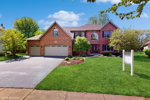 2619 Salix Cir, Naperville, IL 60564