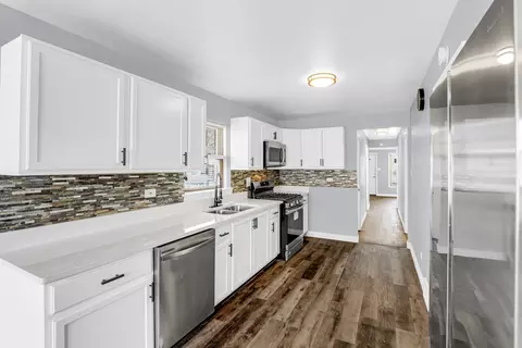 Kitchen - 115 E 104th St, Chicago, IL 60628 photo 1 of 2