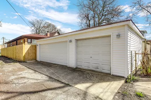 Exterior - 115 E 104th St, Chicago, IL 60628 photo 5 of 5