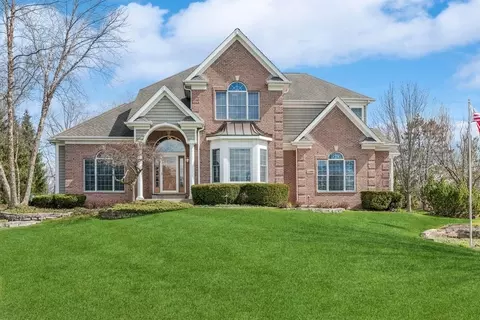5860 Highland Ln, Village Of Lakewood, IL 60014
